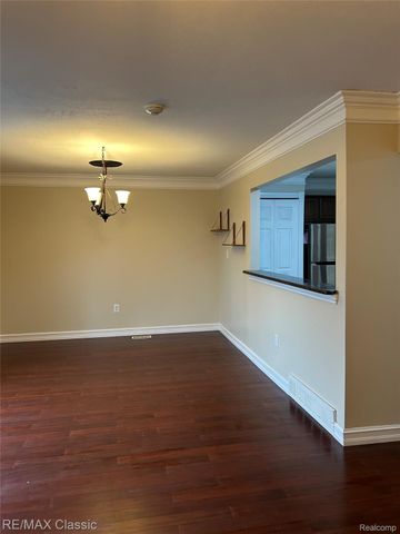 1987 E Franklin Drive 65, Canton Charter Township, MI 48187