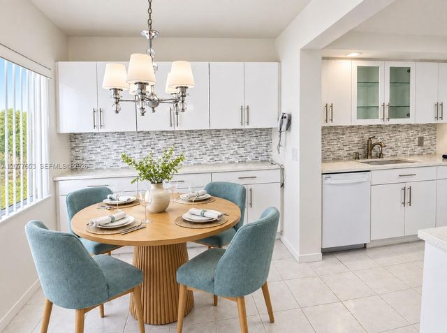 12601 SW 13th Street 315G, Pembroke Pines, FL 33027
