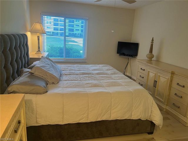 7402 Lake Breeze DR # 114, Fort Myers, FL 33907