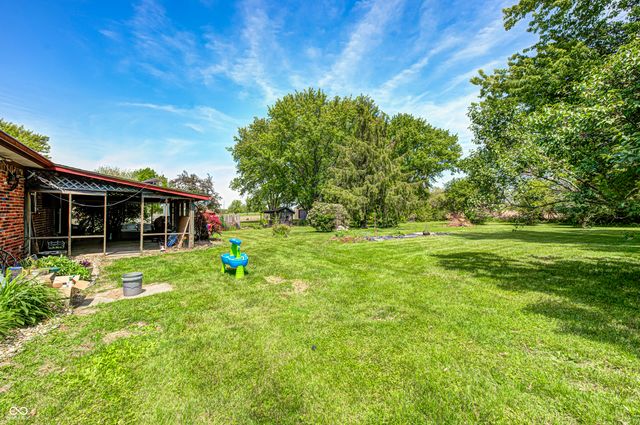 5827 S INDIANA 75, Jamestown, IN 46147