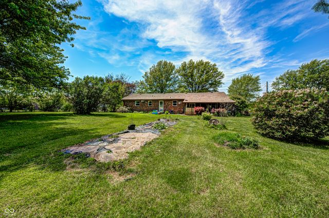 5827 S INDIANA 75, Jamestown, IN 46147