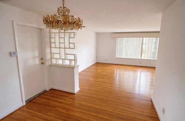 2970 Griffin Road, Fort Lauderdale, FL 33312