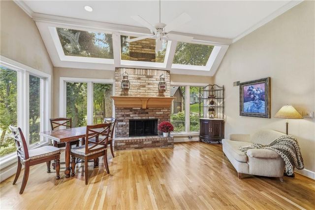 12637 Pawnee Lane, Leawood, KS 66209
