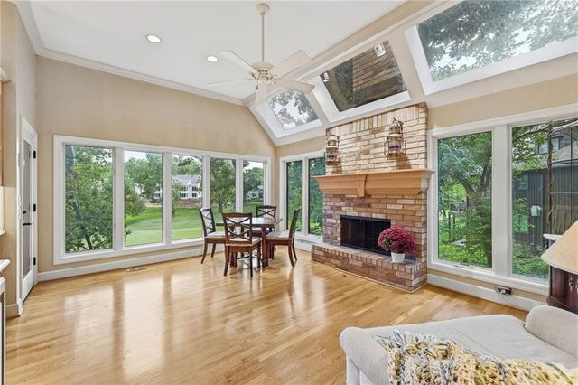 12637 Pawnee Lane, Leawood, KS 66209