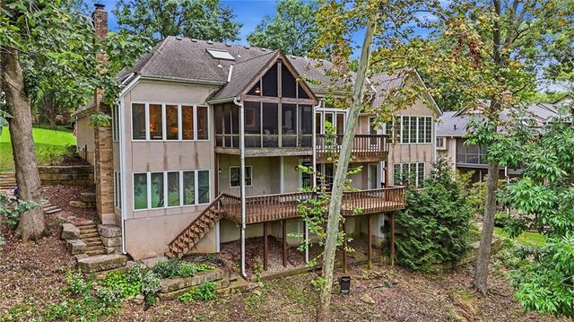 12637 Pawnee Lane, Leawood, KS 66209