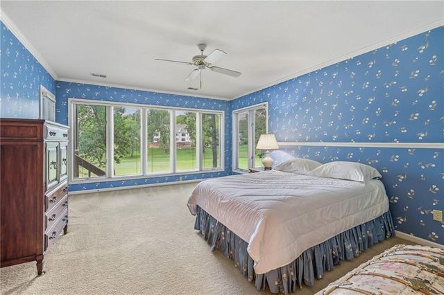 12637 Pawnee Lane, Leawood, KS 66209