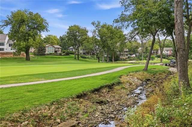 12637 Pawnee Lane, Leawood, KS 66209
