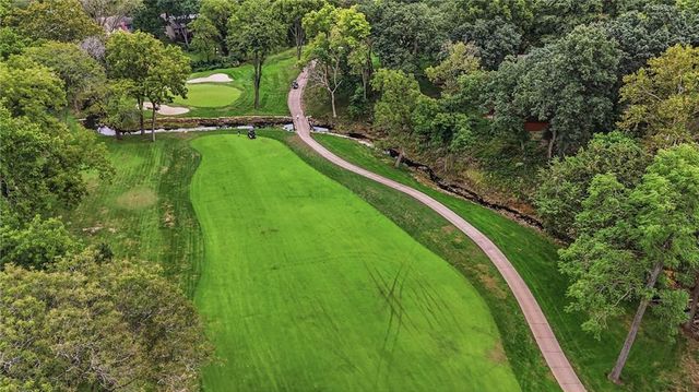 12637 Pawnee Lane, Leawood, KS 66209