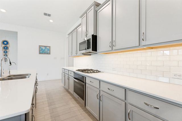 1153 Canuela Way, Justin, TX 76247