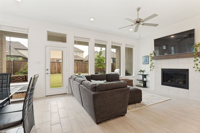1153 Canuela Way, Justin, TX 76247