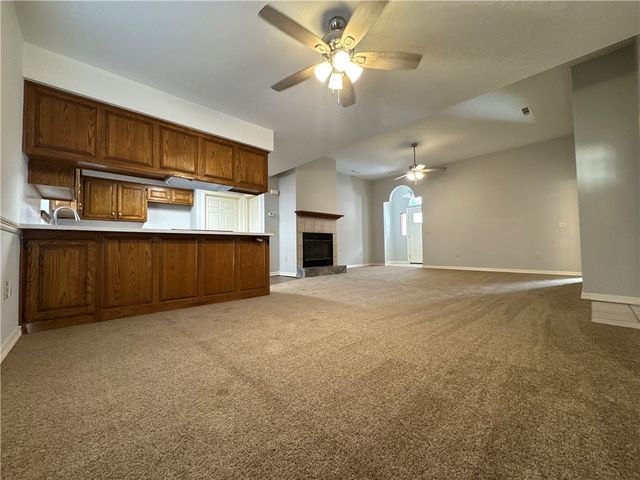 3341 Wyman Road, Fayetteville, AR 72701