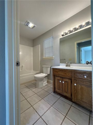 3341 Wyman Road, Fayetteville, AR 72701