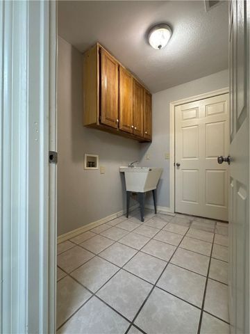 3341 Wyman Road, Fayetteville, AR 72701