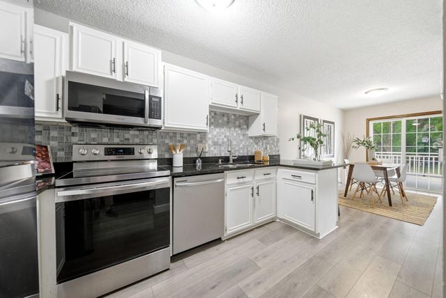 7522 Zinnia Way, Maple Grove, MN 55311
