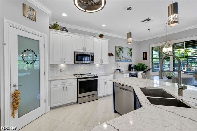 9312 River Otter DR, Fort Myers, FL 33912