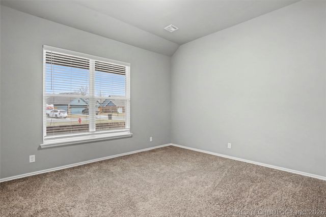 31316 E 65th Place S, Broken Arrow, OK 74014