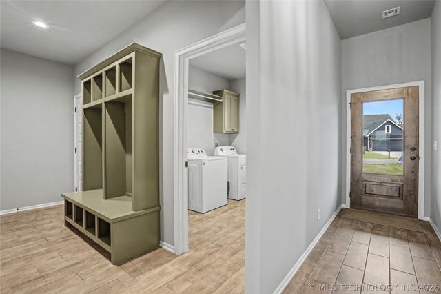 31316 E 65th Place S, Broken Arrow, OK 74014