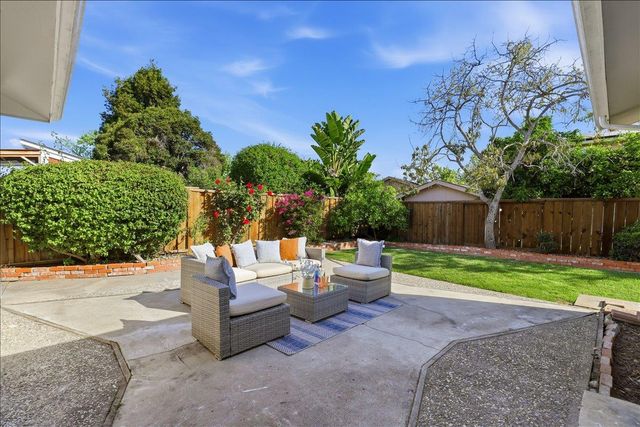 6190 Bellhaven Place, Newark, CA 94560