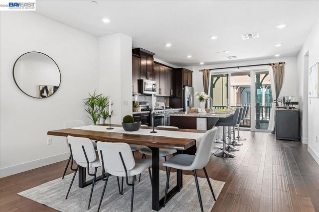 3910 Scottfield St, Dublin, CA 94568