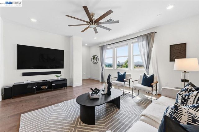 3910 Scottfield St, Dublin, CA 94568