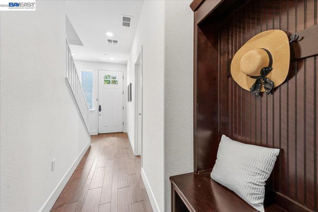 3910 Scottfield St, Dublin, CA 94568