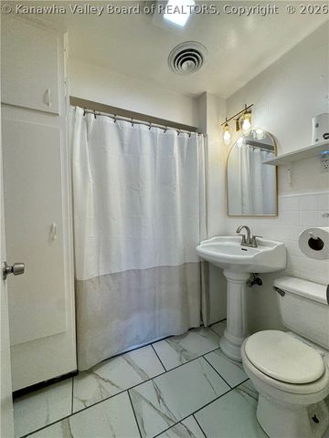 2519 Lincoln Avenue, St Albans, WV 25177