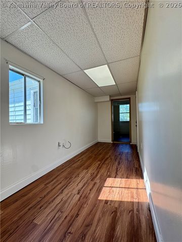2519 Lincoln Avenue, St Albans, WV 25177