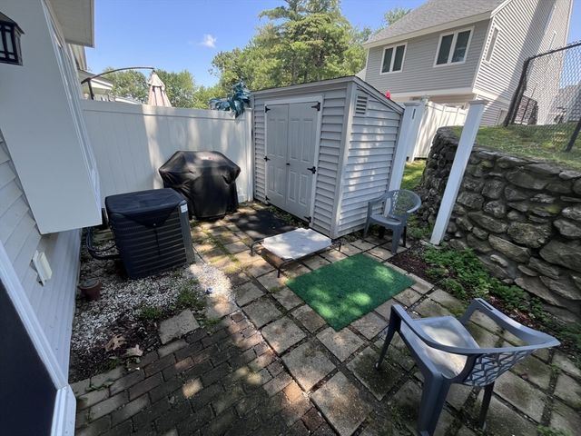 36 Meadow Pond Drive M, Leominster, MA 01453