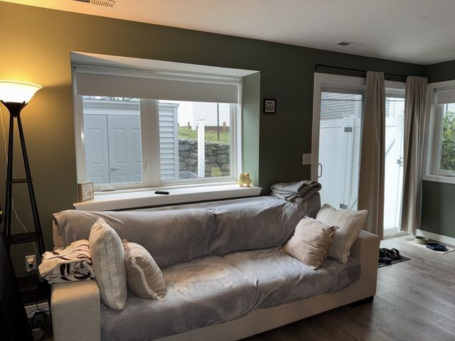 36 Meadow Pond Drive M, Leominster, MA 01453