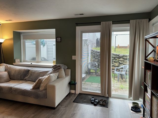 36 Meadow Pond Drive M, Leominster, MA 01453