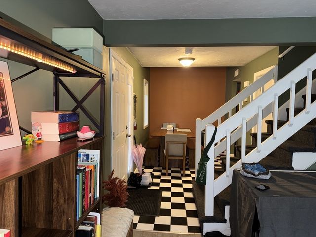 36 Meadow Pond Drive M, Leominster, MA 01453