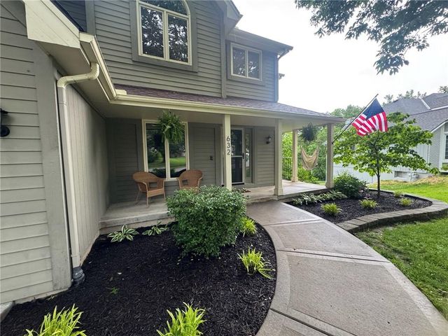 632 Taylor Drive, Liberty, MO 64068