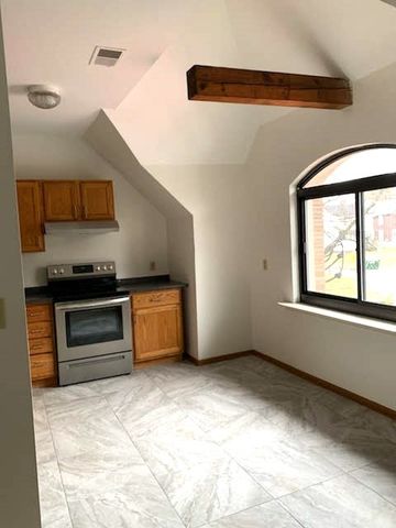 304 Rhodes Place, New Castle, PA 16101