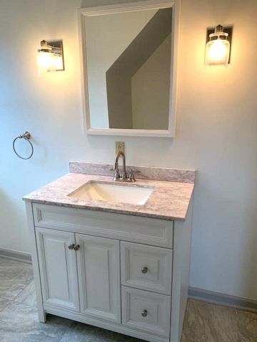 304 Rhodes Place, New Castle, PA 16101