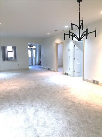 304 Rhodes Place, New Castle, PA 16101