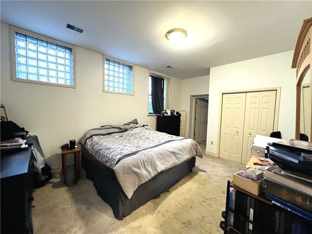 304 Rhodes Place, New Castle, PA 16101