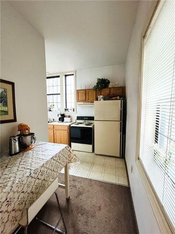 304 Rhodes Place, New Castle, PA 16101