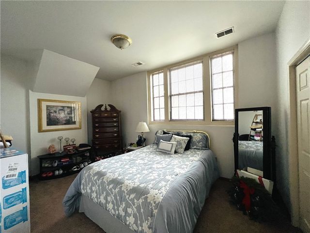 304 Rhodes Place, New Castle, PA 16101