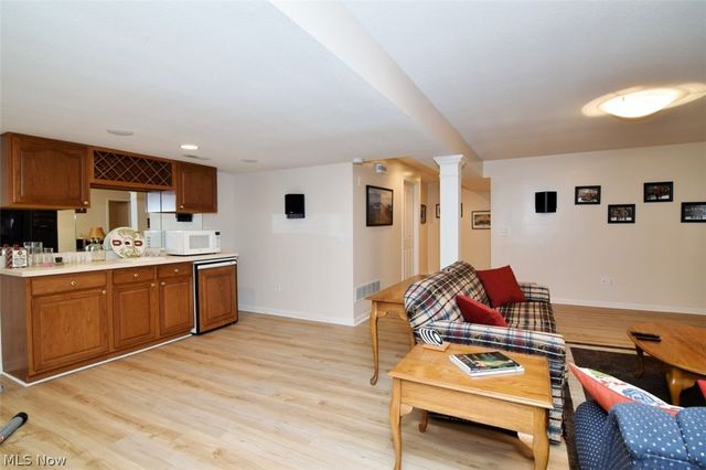 2997 Country Club Lane, Twinsburg, OH 44087