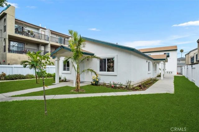 1009 N N Parton, Santa Ana, CA 92701