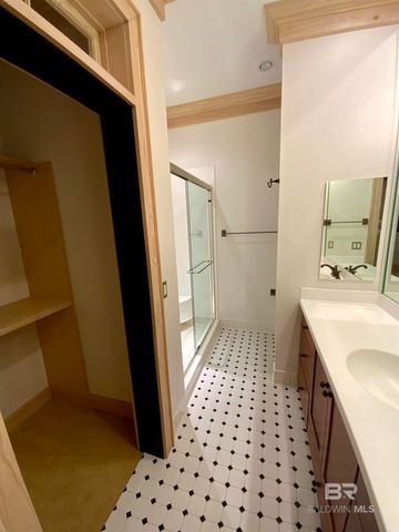 32529 Lakeview Circle, Loxley, AL 36551