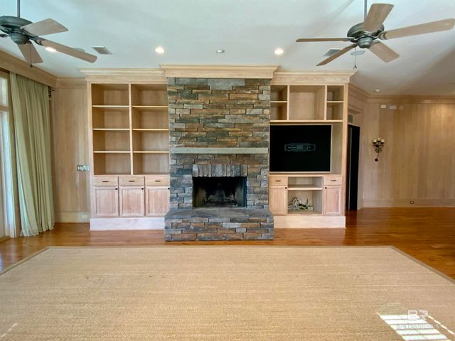 32529 Lakeview Circle, Loxley, AL 36551