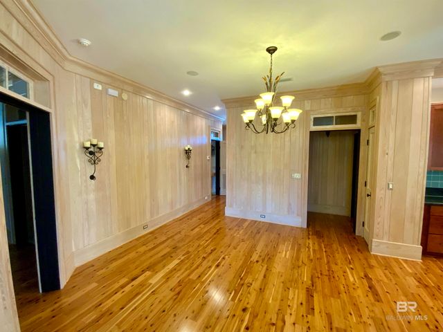 32529 Lakeview Circle, Loxley, AL 36551