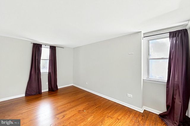 35 W MAIN, Salunga, PA 17538