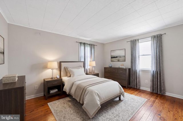 35 W MAIN, Salunga, PA 17538