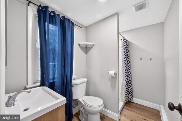 35 W MAIN, Salunga, PA 17538