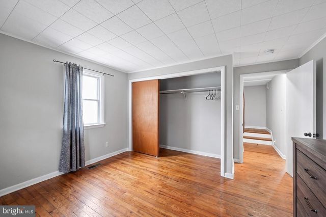 35 W MAIN, Salunga, PA 17538