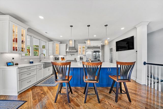 152 Windward Pointe DR, Moneta, VA 24121