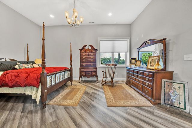 152 Windward Pointe DR, Moneta, VA 24121