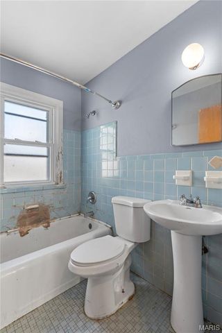 9201 Guthrie Avenue, Woodson Terrace, MO 63134